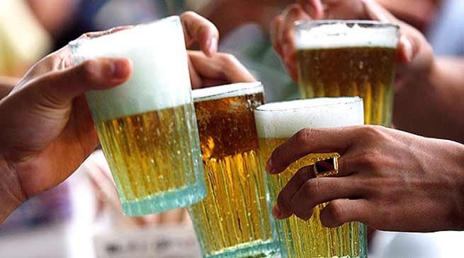 Assam : Excise department suspended 6 staff