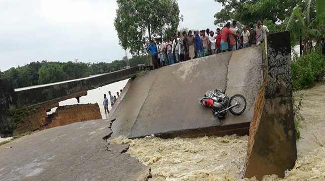 Assam: Land Slides affects Train services between Lumding – Badarpur hill section